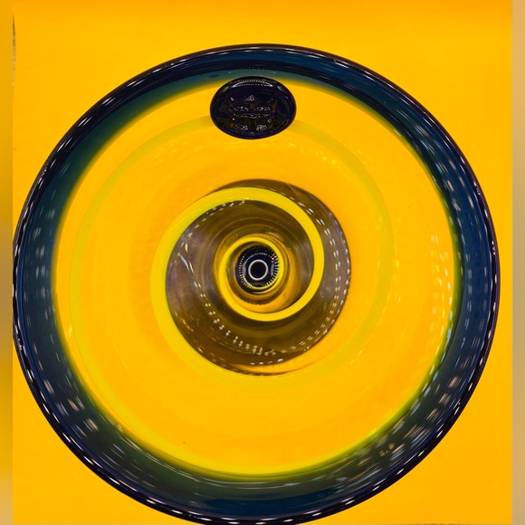 Kosta Boda Martini Glass Royal Caribbean Cobalt Blue YELLOW Swirl - Picture 4 of 5